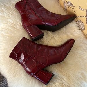 Freda Salvador Alligator Boots